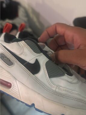Nike Air Max 90 size 1 youth White Sneakers with Black Swoosh and Coral Accents